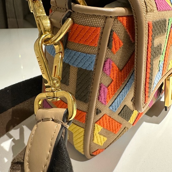 Multicolor Fendi Baguette FF Canvas Bag - Picture 4 of 15